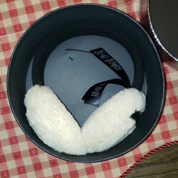 New Coach Penguin Shearling Leather Ear Muffs - Picture 10 of 12